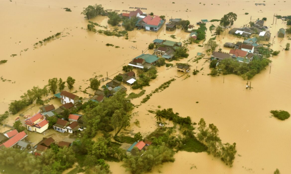 Từ COP21 tới COP28: Gần hơn với thực tế 