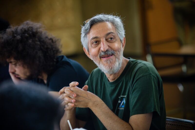 Ngẫu nhiên trong tính toán giành giải ‘Nobel’ khoa học máy tính