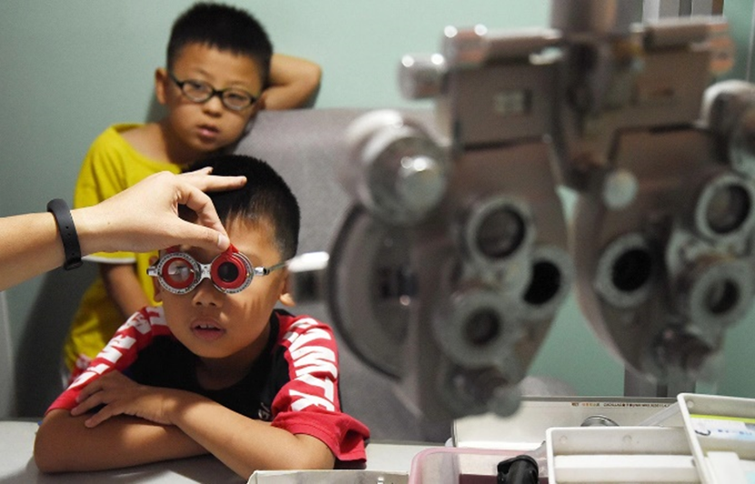 “Đại dịch” cận thị ?