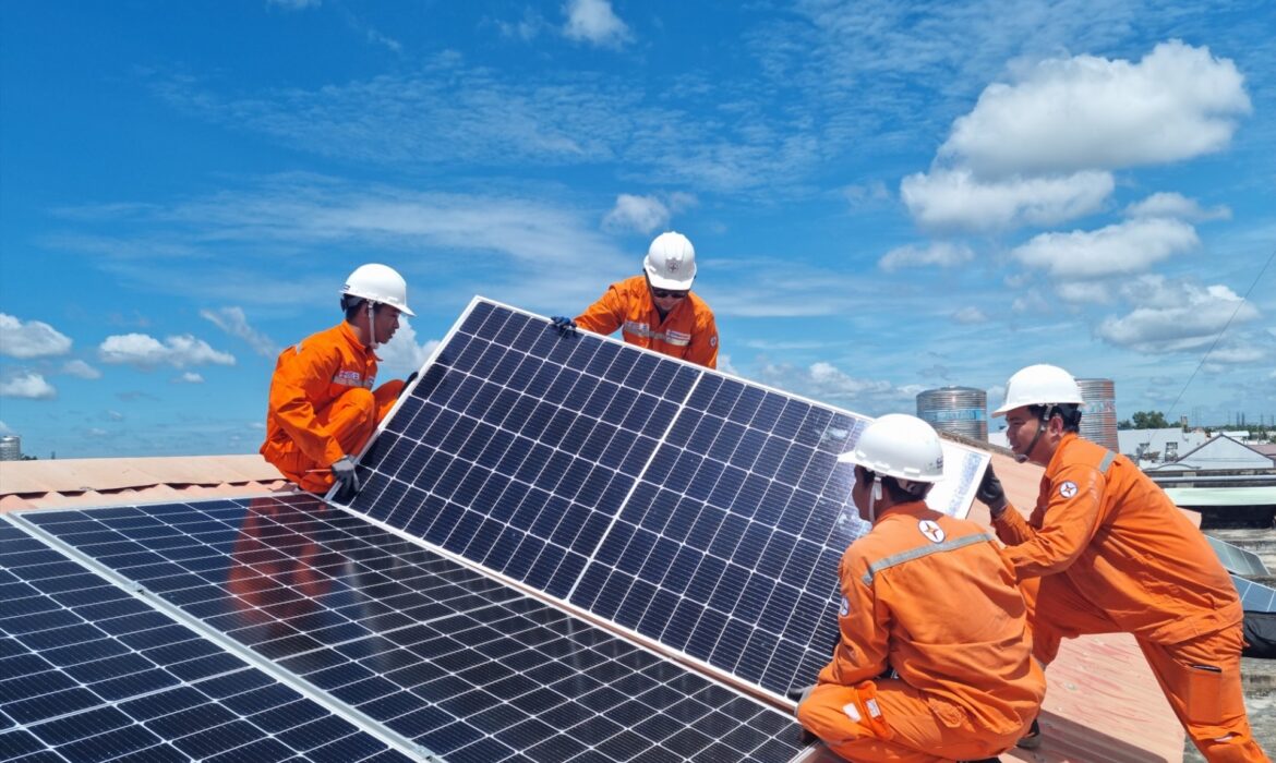 Hệ thống pin lưu trữ điện năng: Nút thắt cho năng lượng tái tạo ?