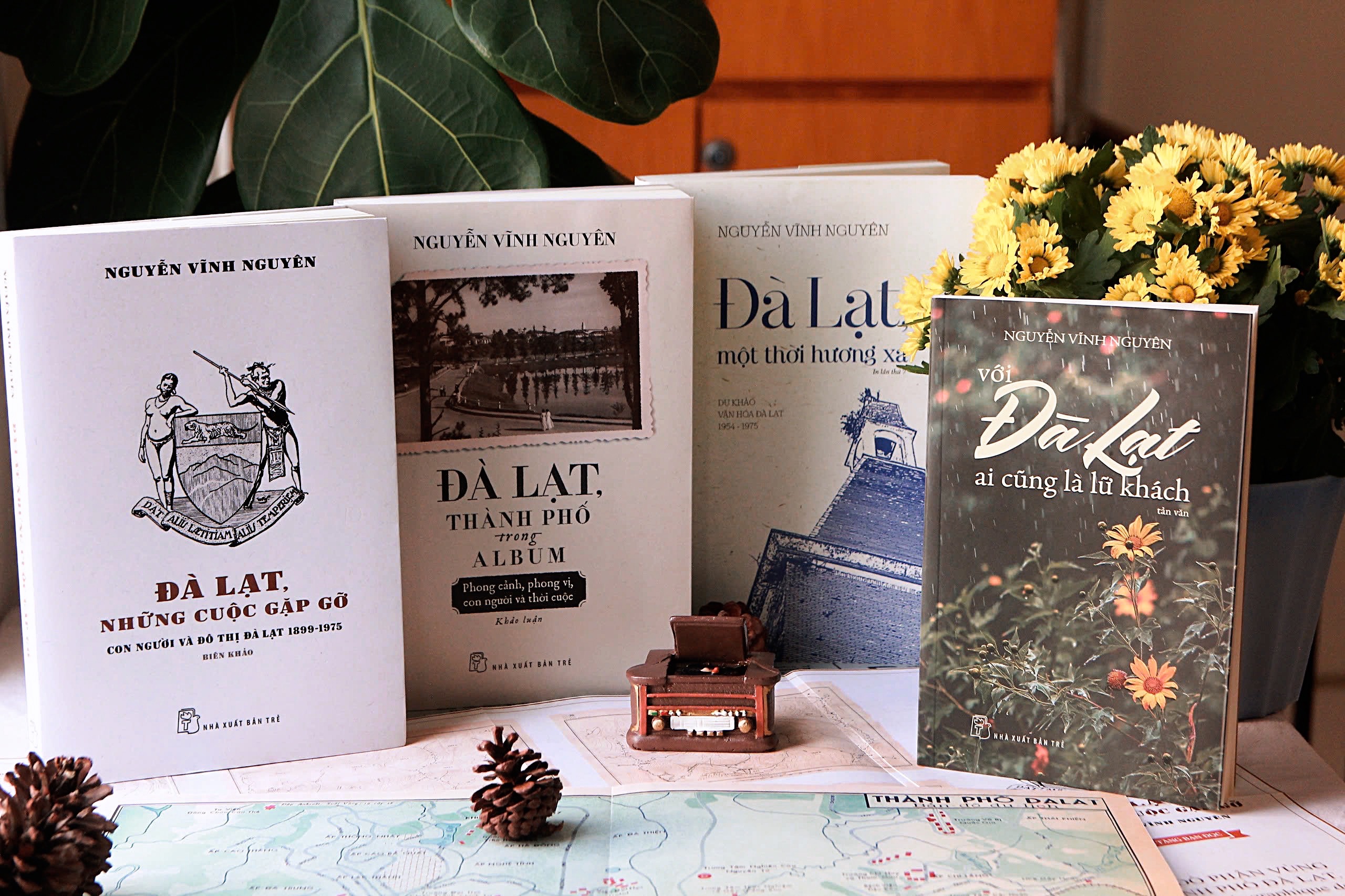 Thành phố trong album: Ký ức, nhiếp ảnh và khảo cổ đô thị Đà lạt của Nguyễn Vĩnh Nguyên