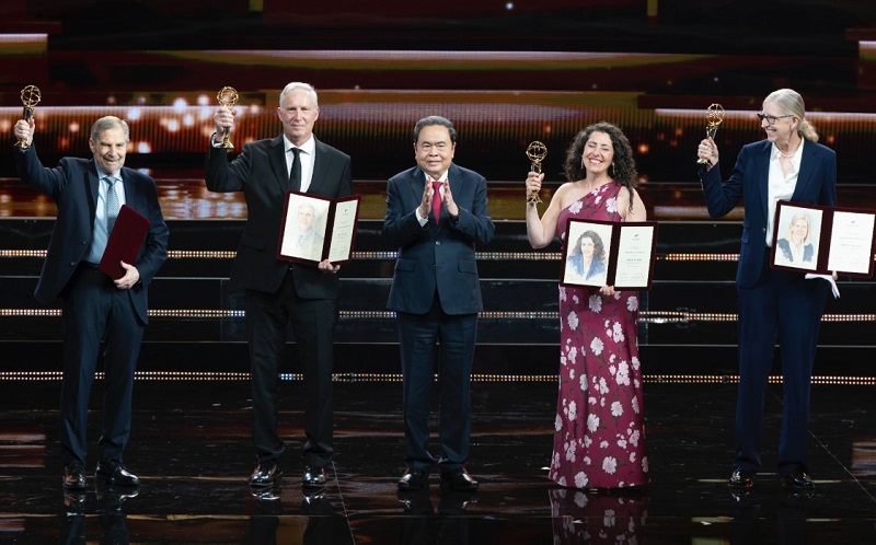 VinFuture 2025: Giải thưởng 3 triệu USD thuộc về khám phá và phát triển vaccine HPV